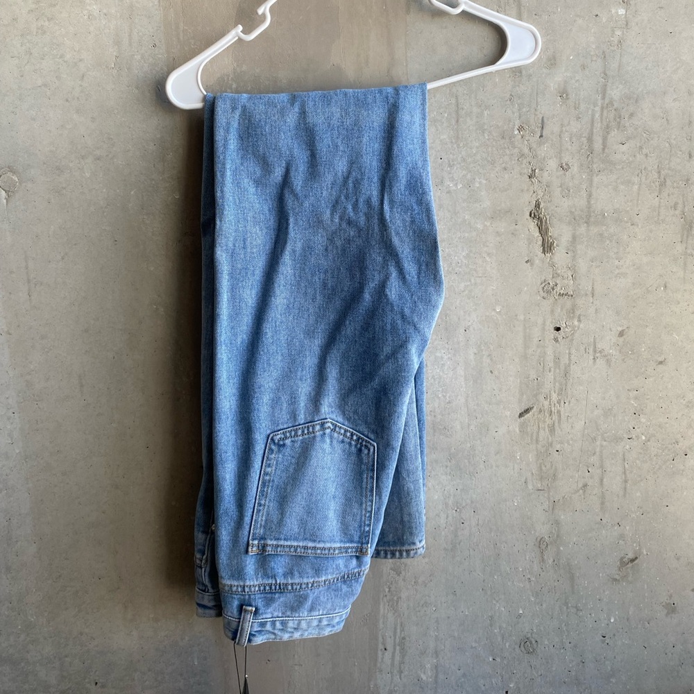 Pretty little thing split hem jeans